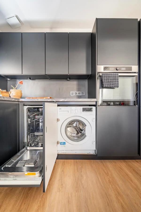 Superbe Appartement Intramuros Авиньон Экстерьер фото